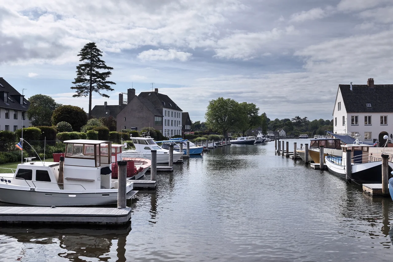Bia Finance Zwartewaterland